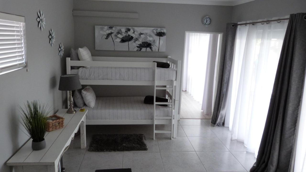 Settle Inn Self Catering Units Colchester Bagian luar foto