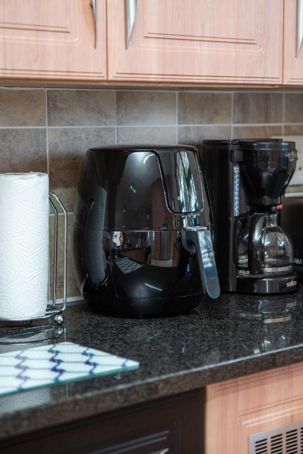 Settle Inn Self Catering Units Colchester Bagian luar foto