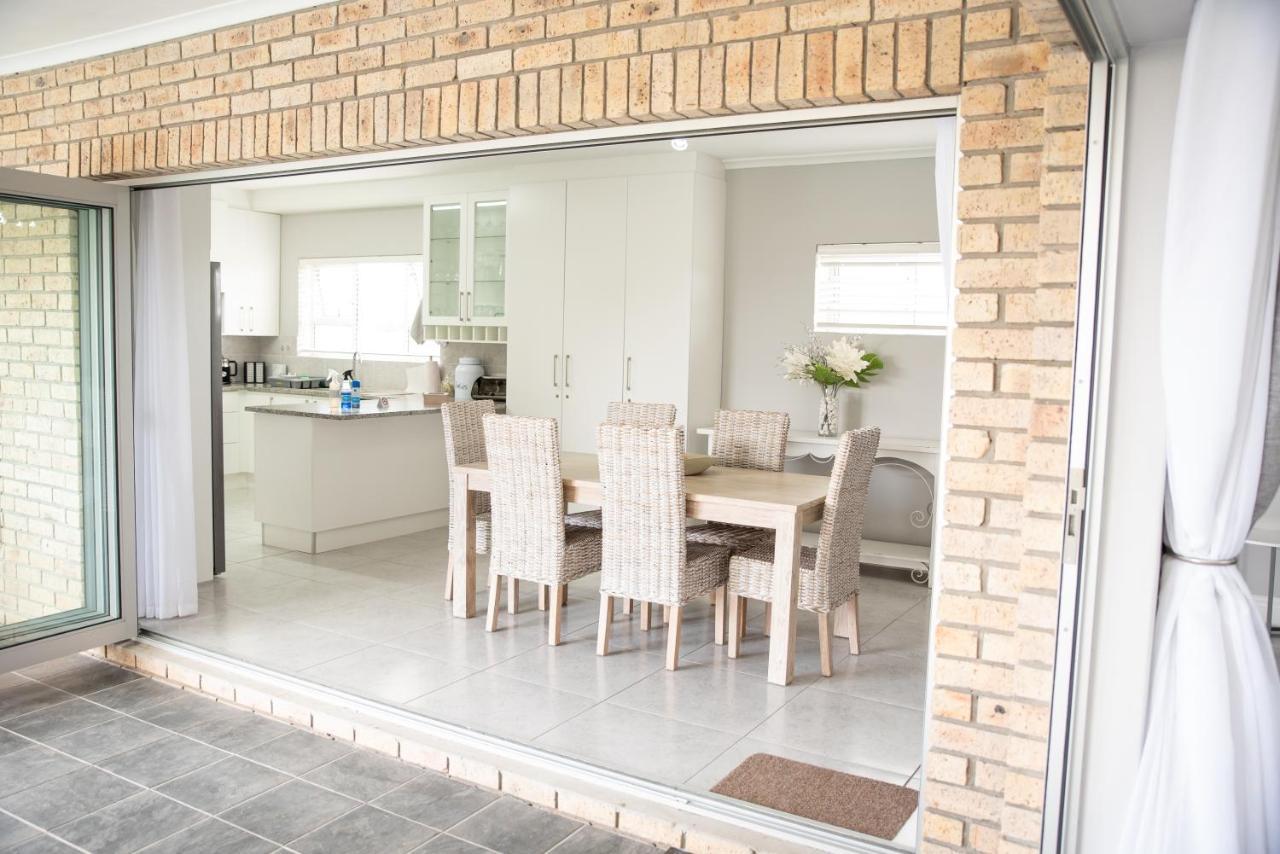 Settle Inn Self Catering Units Colchester Bagian luar foto