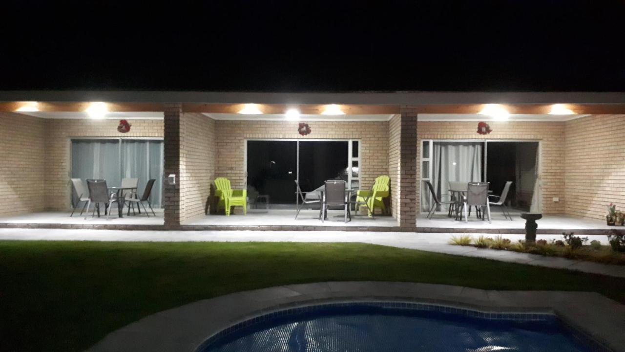 Settle Inn Self Catering Units Colchester Bagian luar foto
