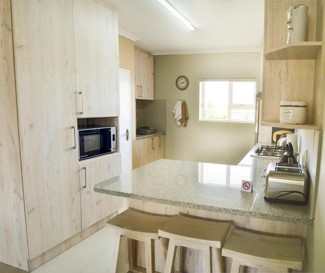 Settle Inn Self Catering Units Colchester Bagian luar foto