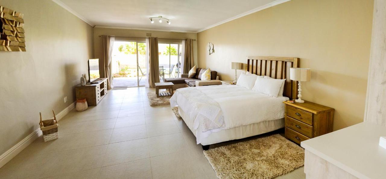 Settle Inn Self Catering Units Colchester Bagian luar foto